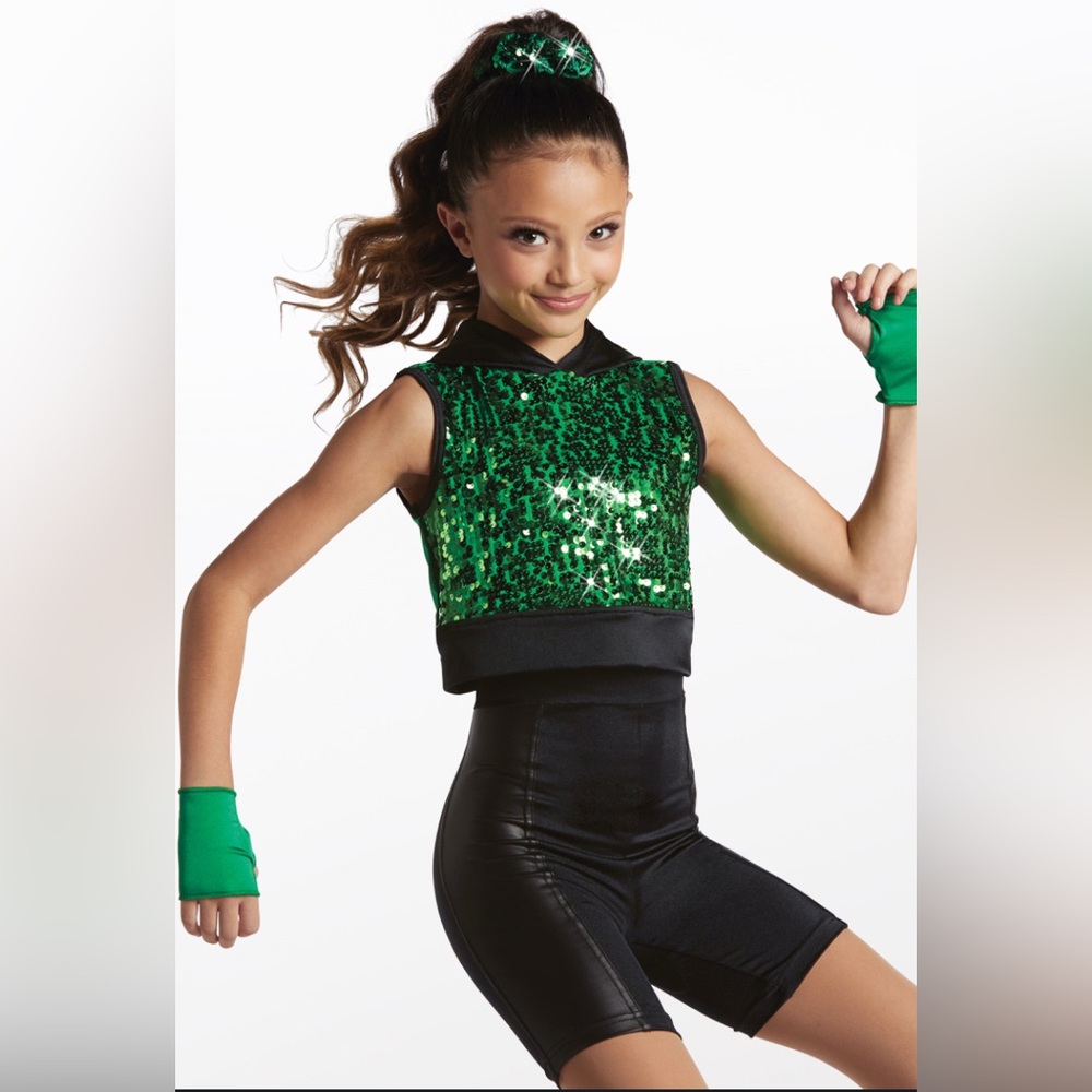 Weissman “Who’s da King” dance costume